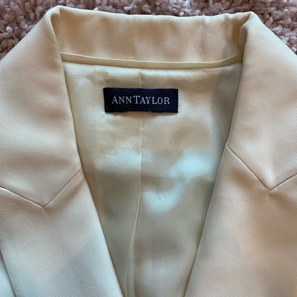 Vintage Blazer - Picture 2 of 2